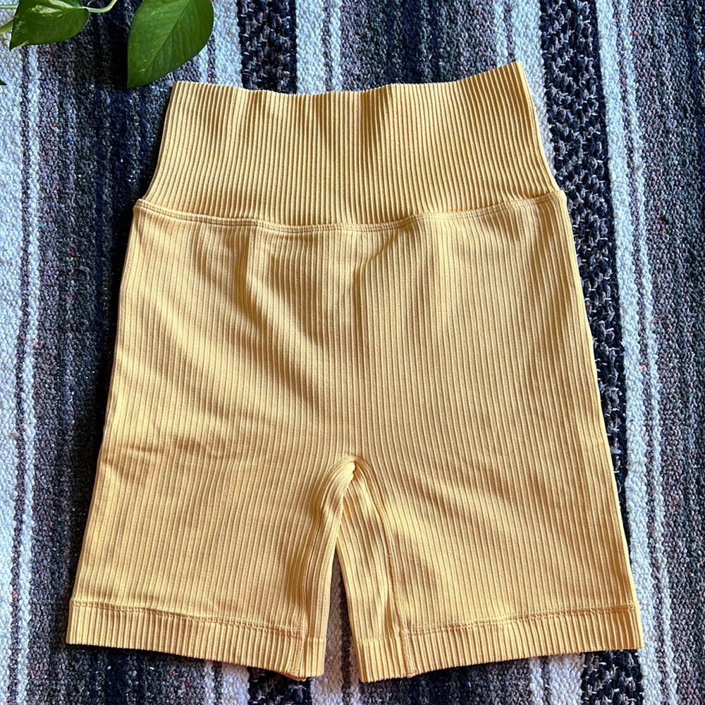 Sarah’s Day x White Fox Active collab biker shorts